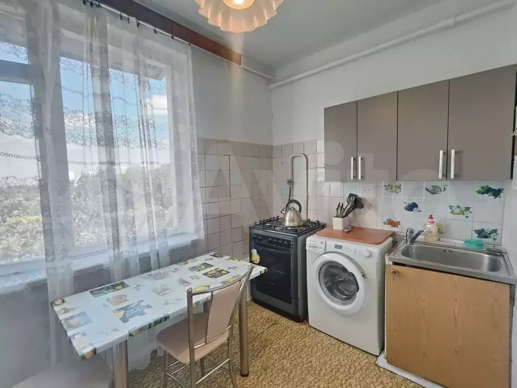3-к. квартира, 58 м, 9/9 эт. - Фото 0