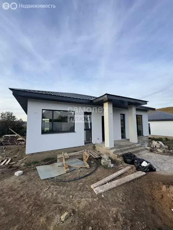 Дом в Октябрьский, улица Буровиков (120 м) - Фото 2