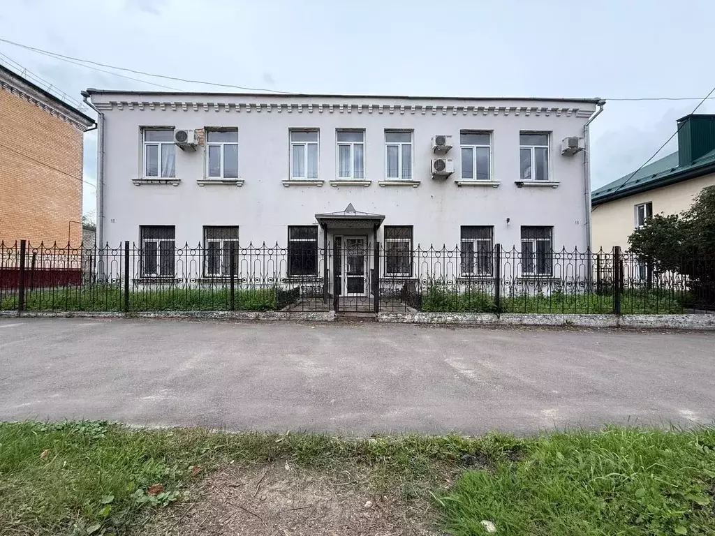 Торговая площадь в Орловская область, Мценск ул. Мира, 18 (350 м) - Фото 2