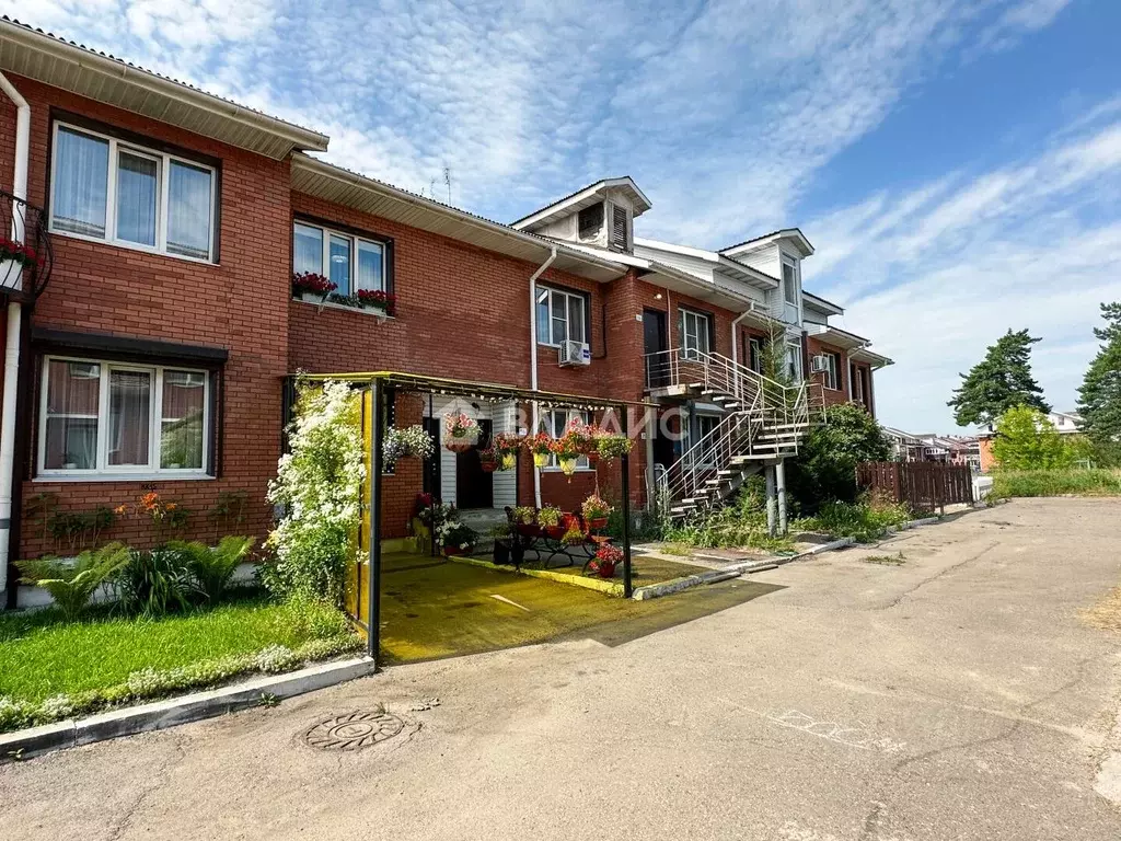 3-к кв. Иркутская область, Ангарск 30-й мкр, 26А (64.8 м) - Фото 1