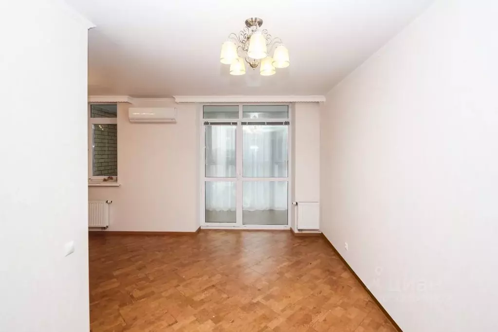 2-к кв. Тюменская область, Тюмень ул. Газовиков, 77 (65.8 м) - Фото 1