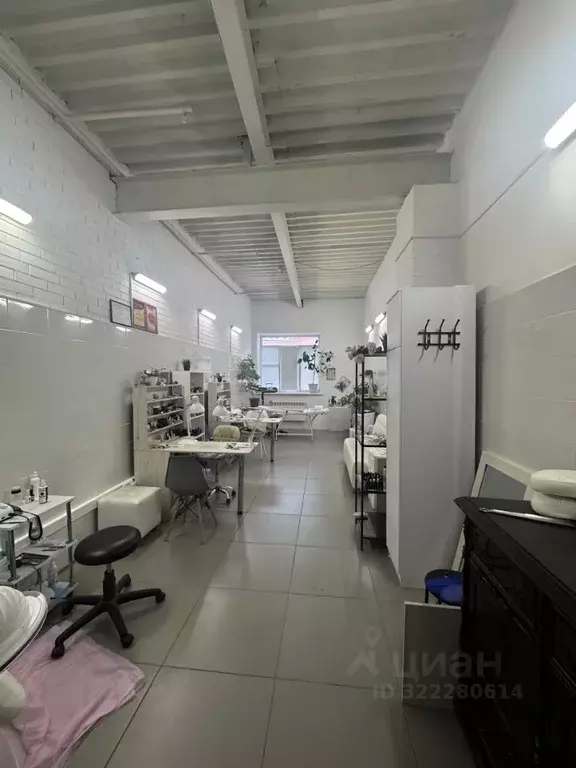 Офис в Самарская область, Тольятти ул. Мира, 133А (30 м) - Фото 1