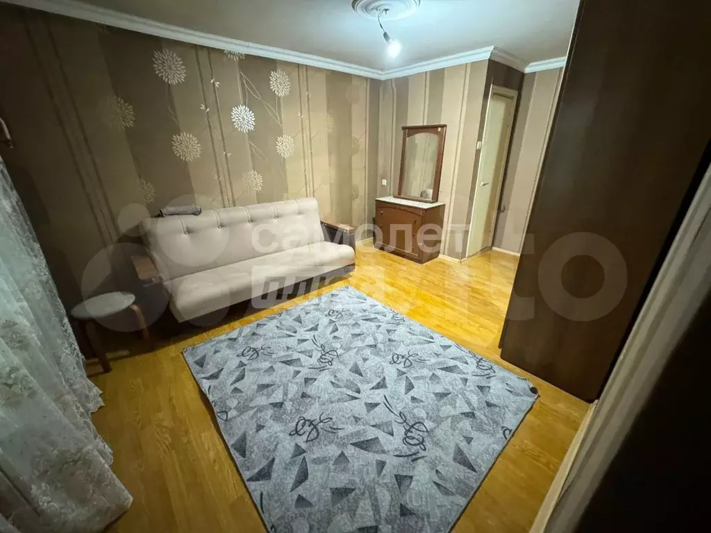 4-к. квартира, 100 м, 1/5 эт. - Фото 0