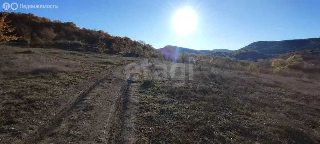 Участок в Бахчисарайский район, село Скалистое (2.469 м) - Фото 1