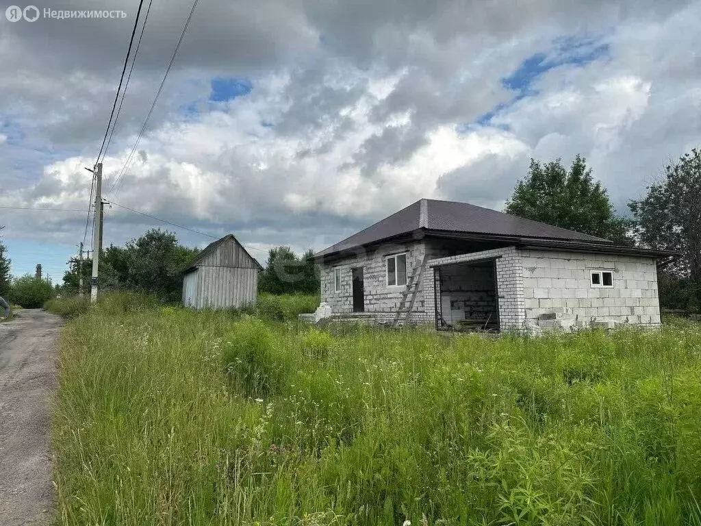 Дом в деревня Тешеничи, Овражная улица (100 м) - Фото 0