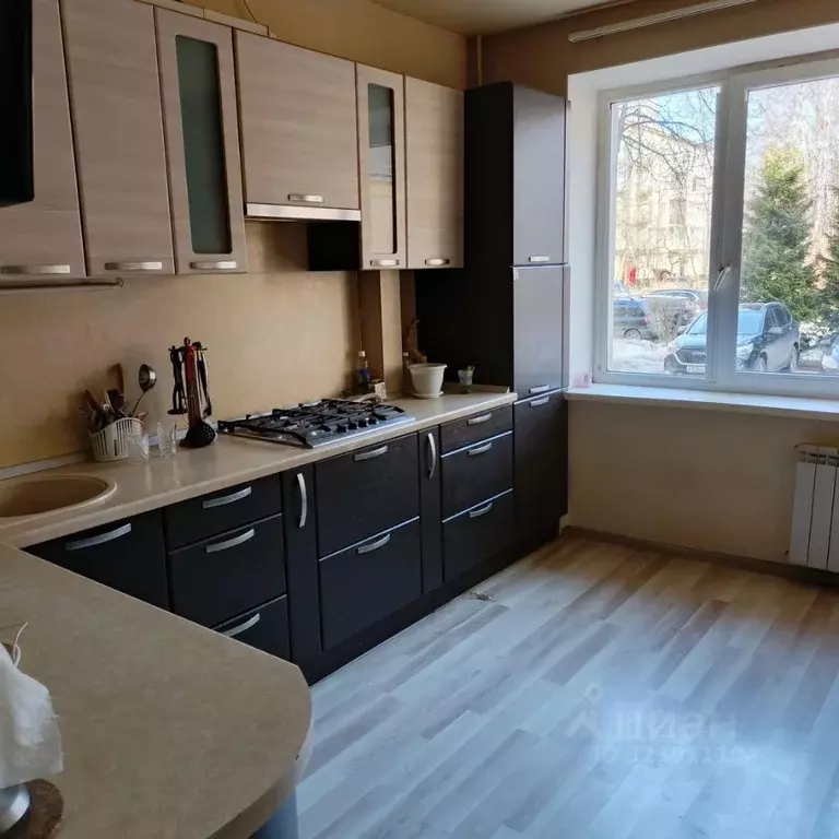 3-к кв. Новгородская область, Великий Новгород Район Торговая сторона, ... - Фото 1