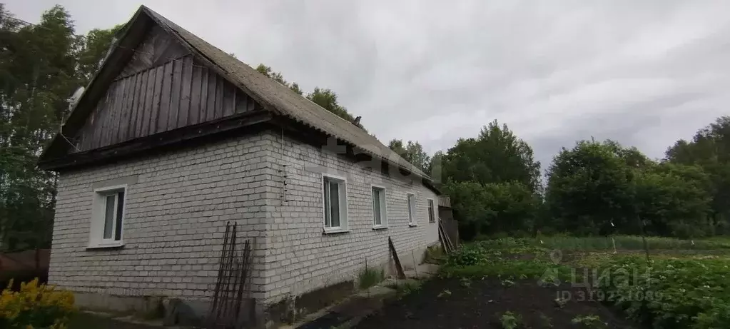 Дом в Брянская область, Брасовский район, Локотское городское ... - Фото 1