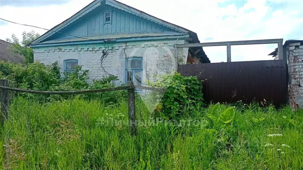Дом в Рязанская область, Спасский муниципальный округ, с. Федотьево ... - Фото 1