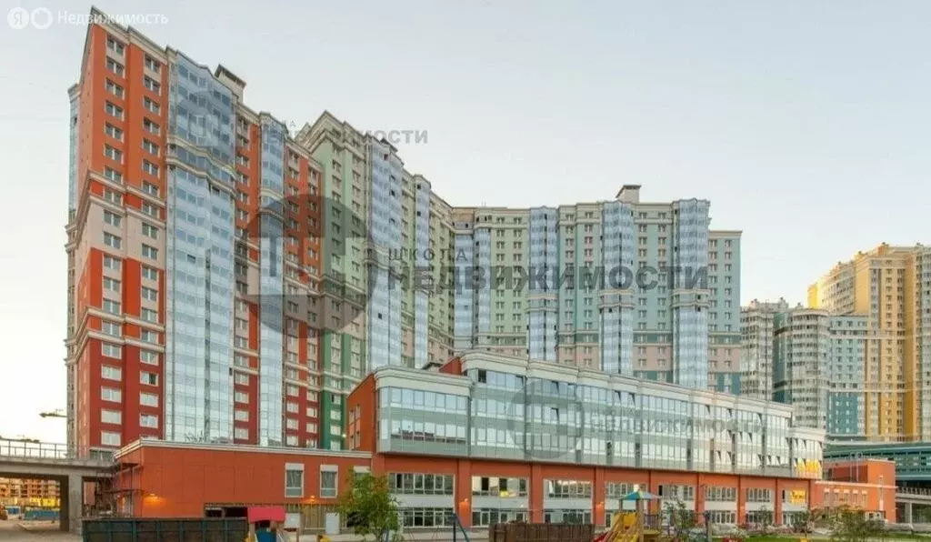 3-комнатная квартира: Санкт-Петербург, улица Кустодиева, 7к1 (85.18 м) - Фото 1