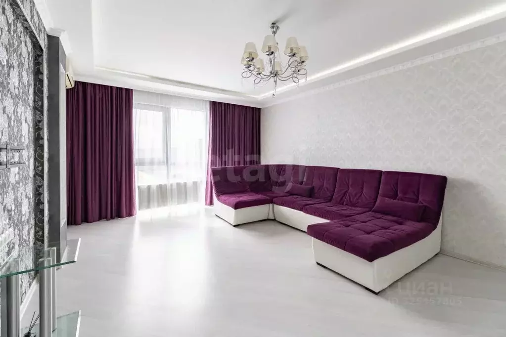 2-к кв. Тюменская область, Тюмень ул. Максима Горького, 68 (71.0 м) - Фото 0