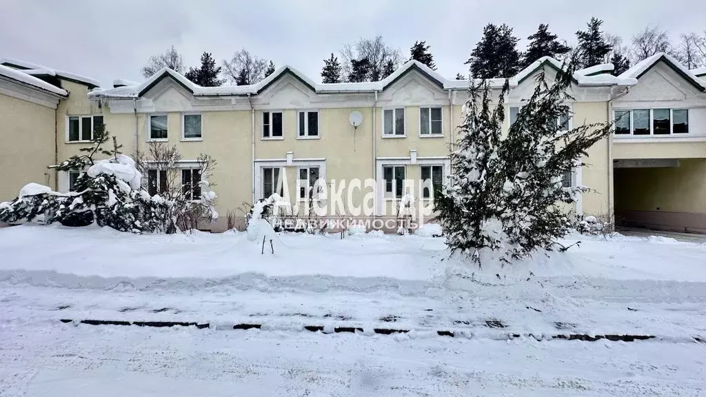 Таунхаус в Ленинградская область, Всеволожск Октябрьский просп., 104 ... - Фото 1