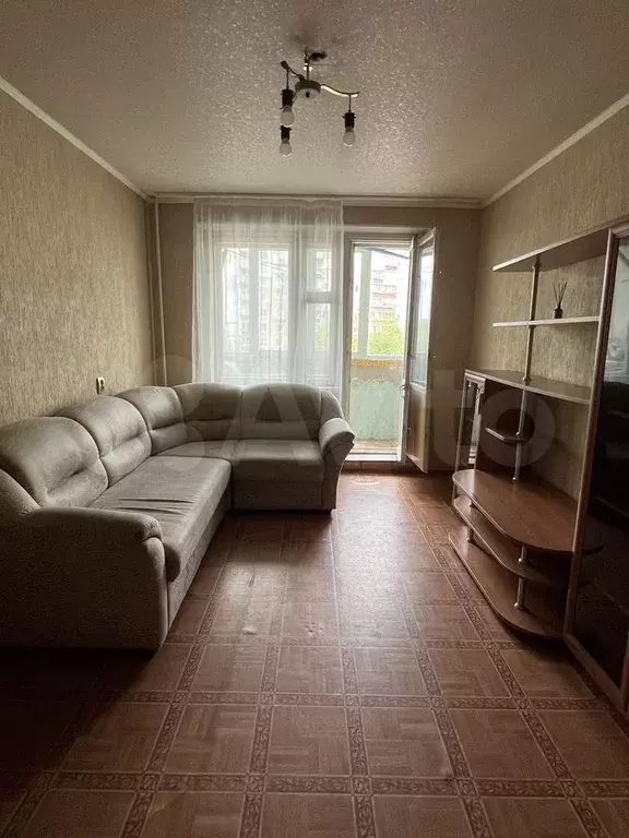 1-к. квартира, 35 м, 4/9 эт. - Фото 0