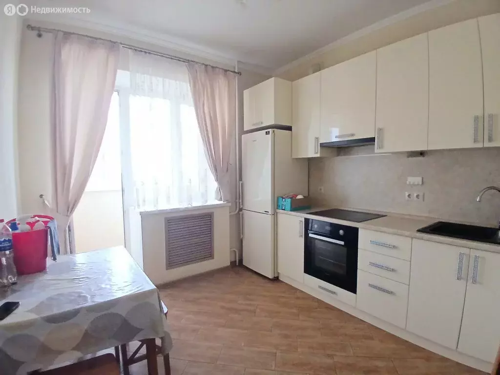 1-комнатная квартира: Аксай, улица Платова, 6 (33 м) - Фото 0