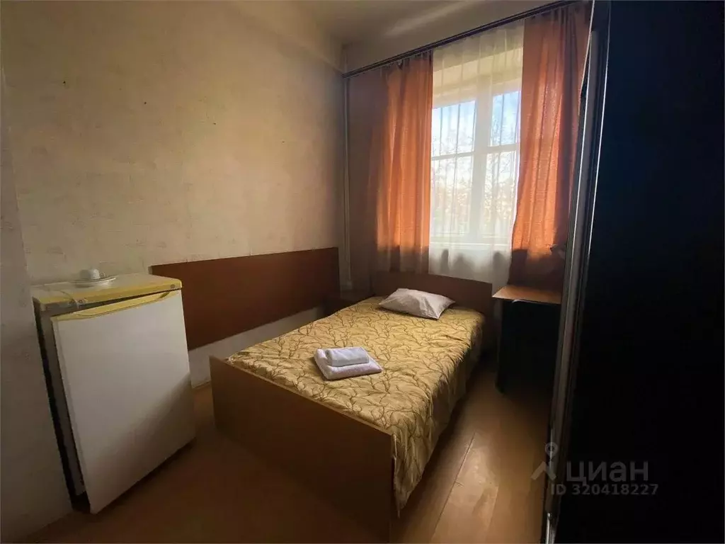 Комната Свердловская область, Екатеринбург ул. Красноармейская, 1 ... - Фото 1