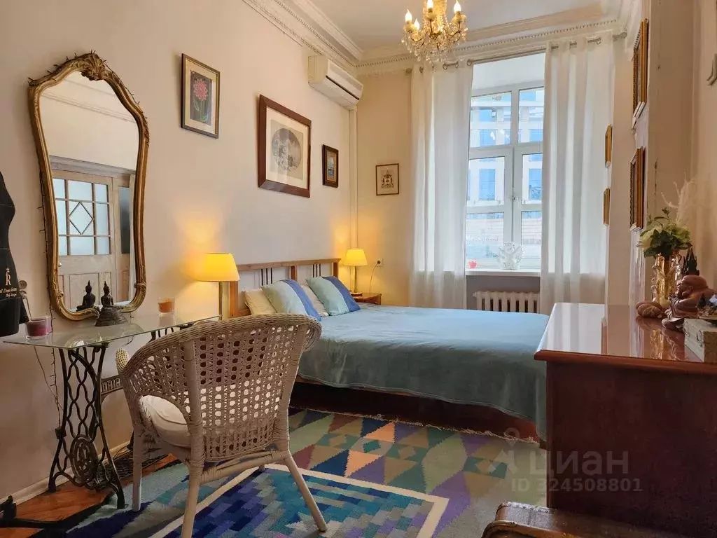 Комната Москва Смоленская пл., 13/21 - Фото 1