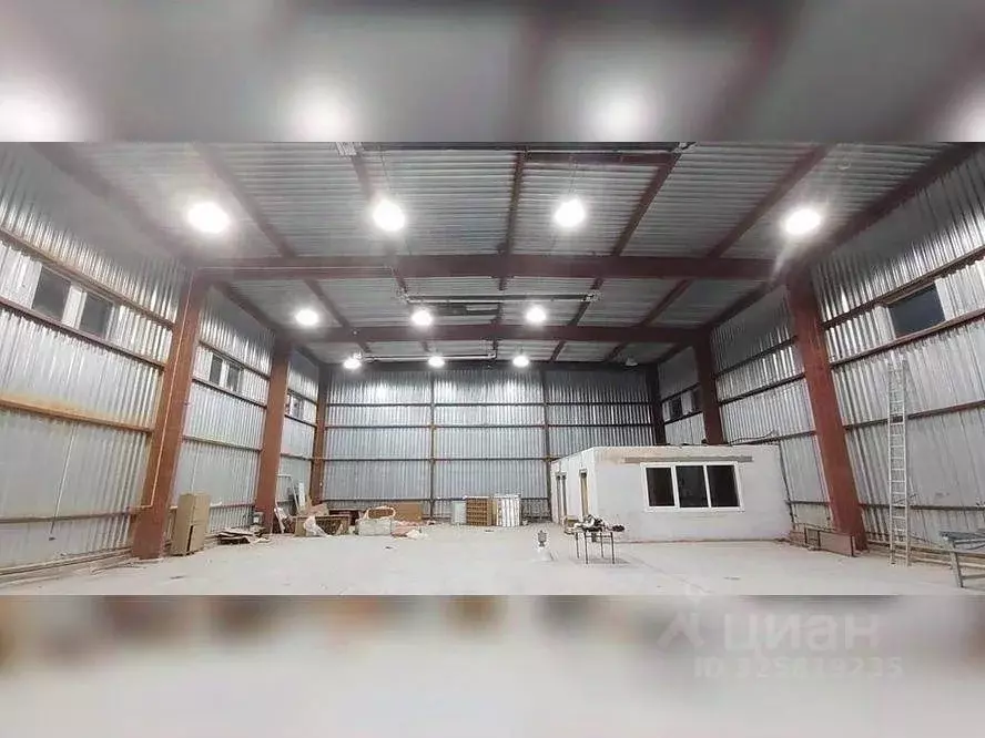 Помещение свободного назначения в Калужская область, Малоярославецкий ... - Фото 1