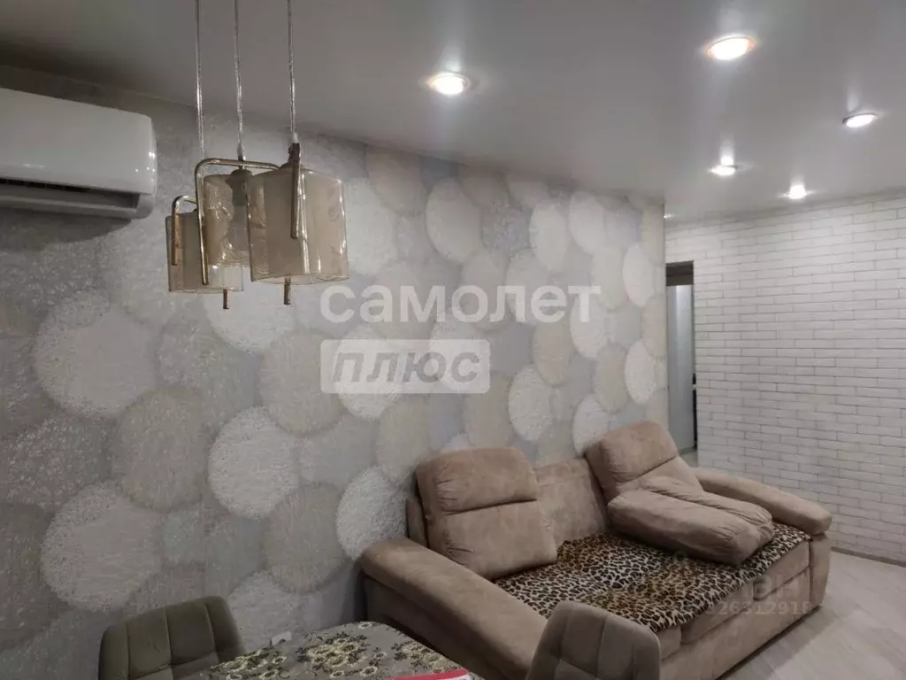 3-к кв. Липецкая область, Липецк ул. Адмирала Макарова, 26 (55.3 м) - Фото 1