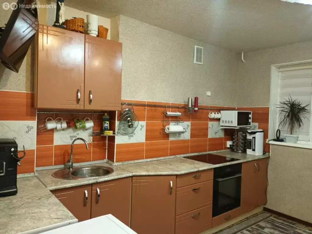 2-комнатная квартира: Мурманск, улица Достоевского, 9 (66.2 м) - Фото 1