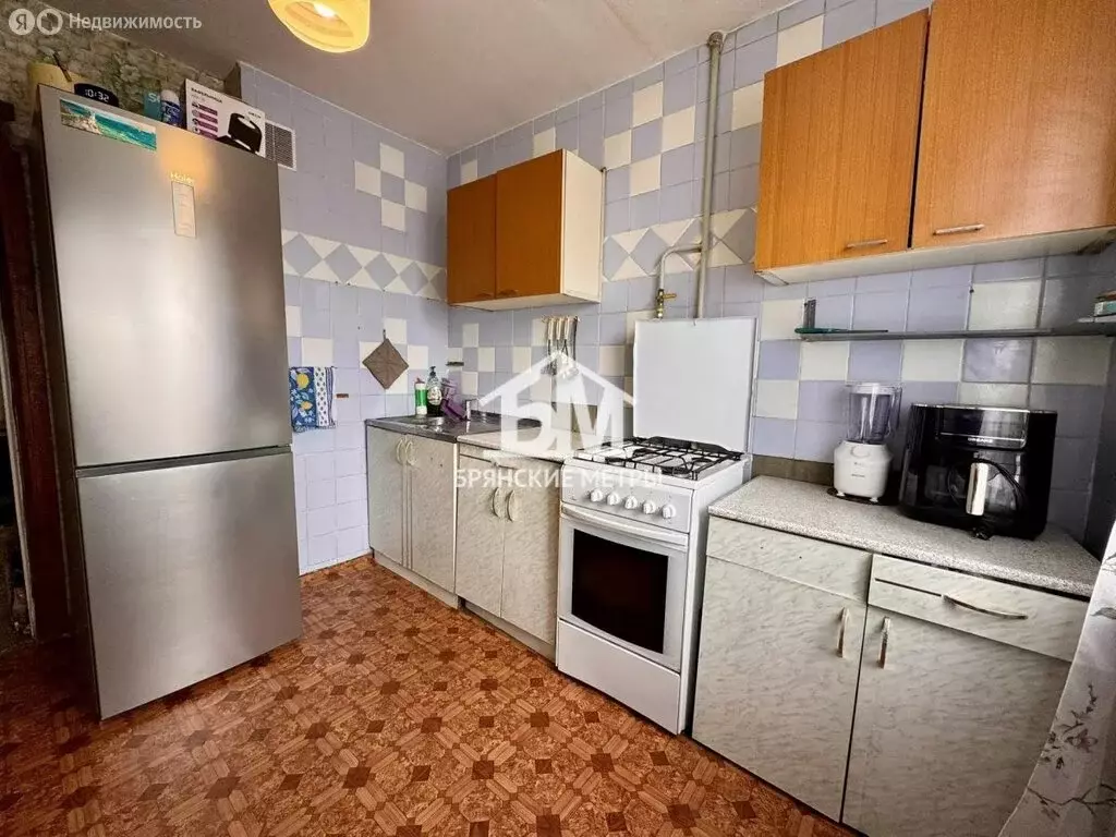 2-комнатная квартира: посёлок городского типа Белые Берега, улица ... - Фото 1