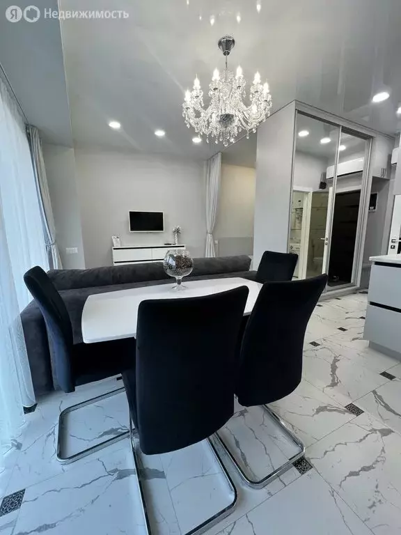 Квартира-студия: Ялта, Парковый проезд, 6Б (43 м) - Фото 1