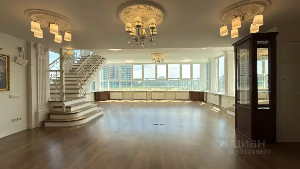 5-к кв. Москва Минская ул., 1ГК1 (350.0 м) - Фото 1