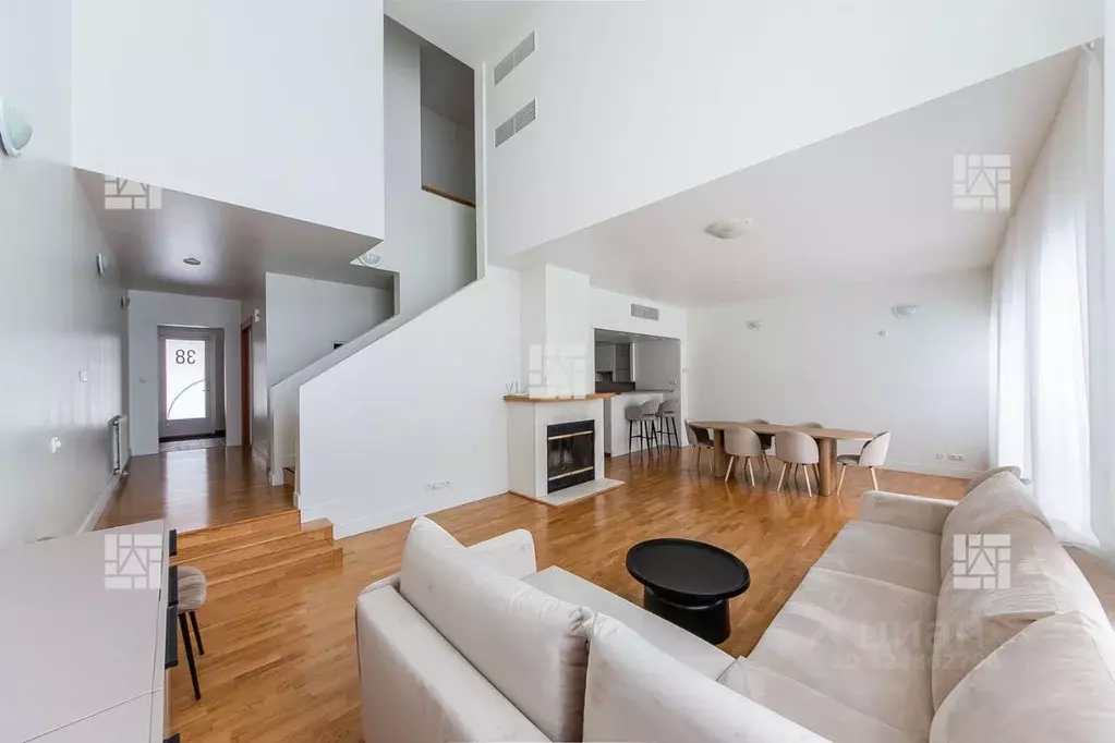 Дом в Москва Береговая ул., 3К34 (220 м) - Фото 1