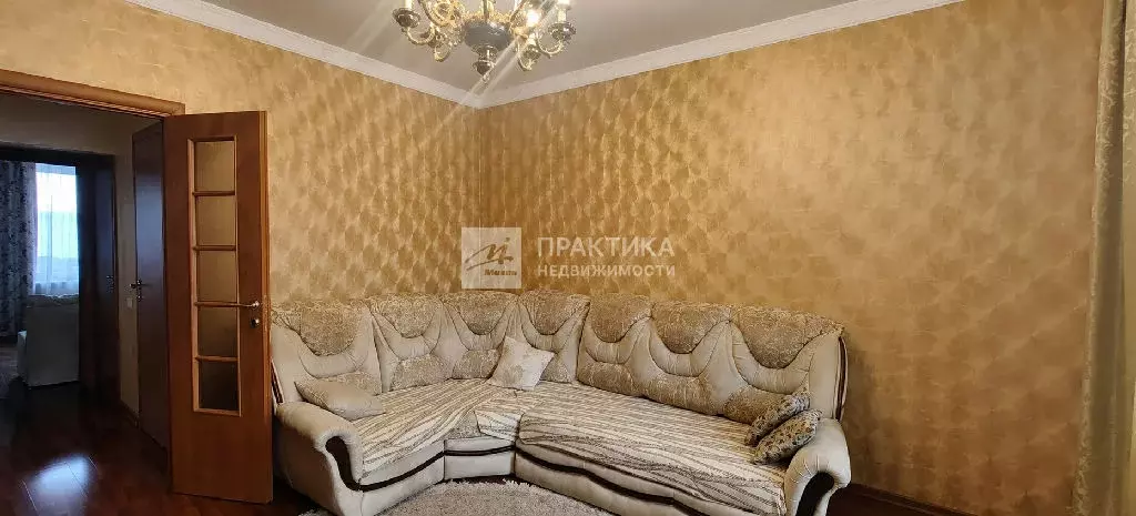 Продается 2-комнатная квартира - Фото 1