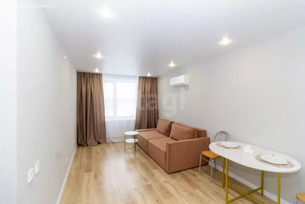 1-комнатная квартира: Тюмень, Интернациональная улица, 199к9 (49 м) - Фото 2