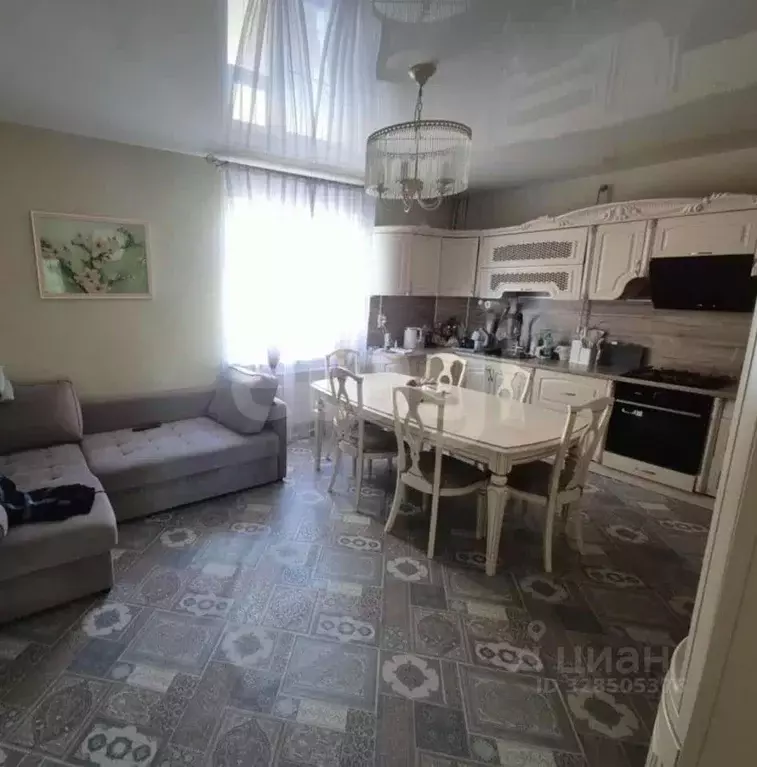 Дом в Саха (Якутия), Жатай городской округ, Жатай рп ул. Главинского, ... - Фото 1