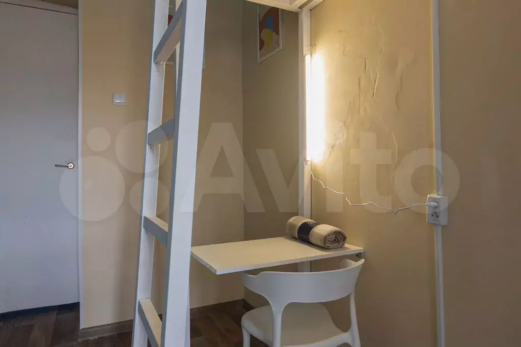 Комната 27 м в 4-к., 3/5 эт. - Фото 1