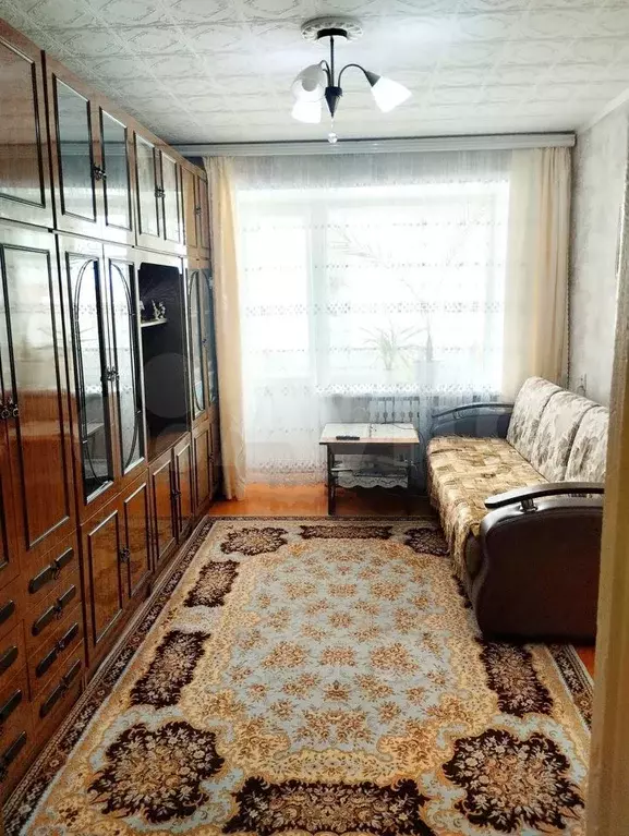 2-к. квартира, 40 м, 4/4 эт. - Фото 1