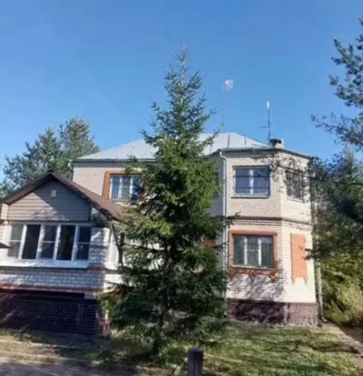 Дом в Новгородская область, Парфинский муниципальный район, ... - Фото 1