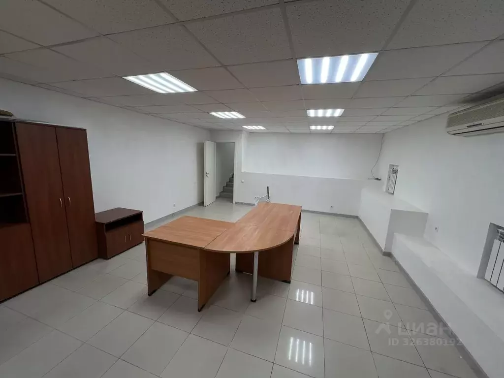 Помещение свободного назначения в Волгоградская область, Волгоград ул. ... - Фото 2