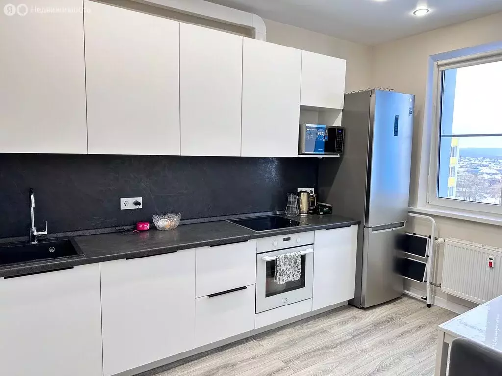 2-комнатная квартира: Иркутск, улица Баррикад, 62/13 (67 м) - Фото 1