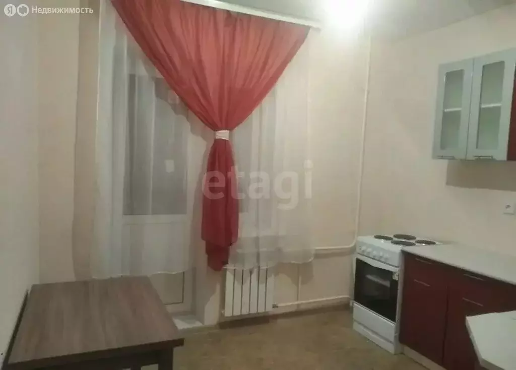 1-комнатная квартира: посёлок Воротынск, улица И.Н. Кожедуба, 1 (34 м) - Фото 1