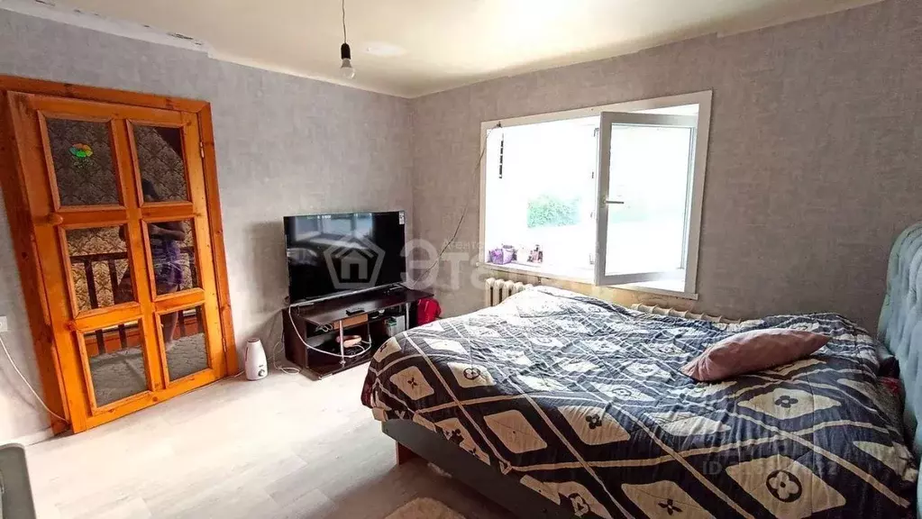 Дом в Волгоградская область, Волгоград Малоярославецкая ул., 11 (160 ... - Фото 1