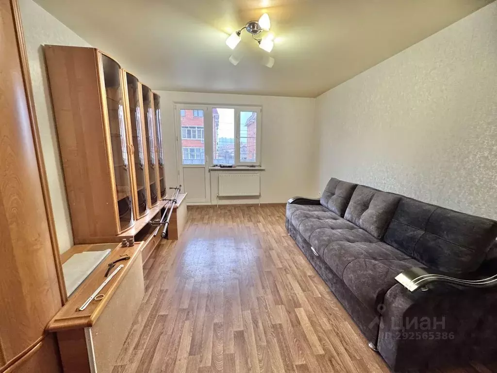 2-к кв. Адыгея, Тахтамукайский район, Яблоновский пгт Солнечная ул., ... - Фото 1