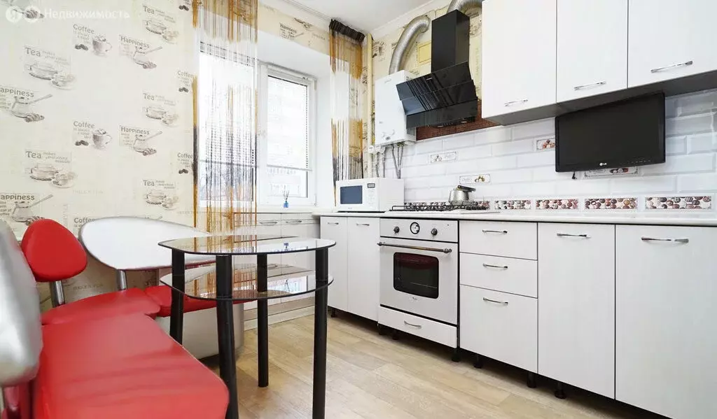 2-комнатная квартира: Казань, улица Академика Арбузова, 42 (43 м) - Фото 1