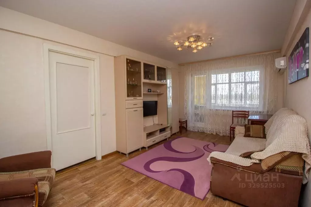 3-к кв. Ульяновская область, Ульяновск ул. Ефремова, 103 (56.2 м) - Фото 1