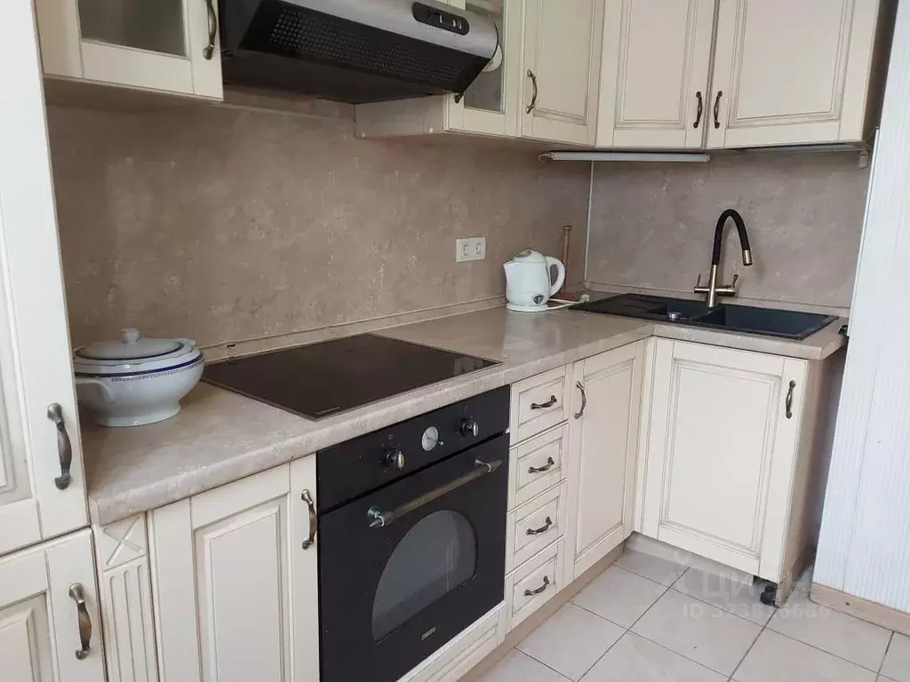 2-к кв. Москва ул. Академика Пилюгина, 14К1 (56.0 м) - Фото 0