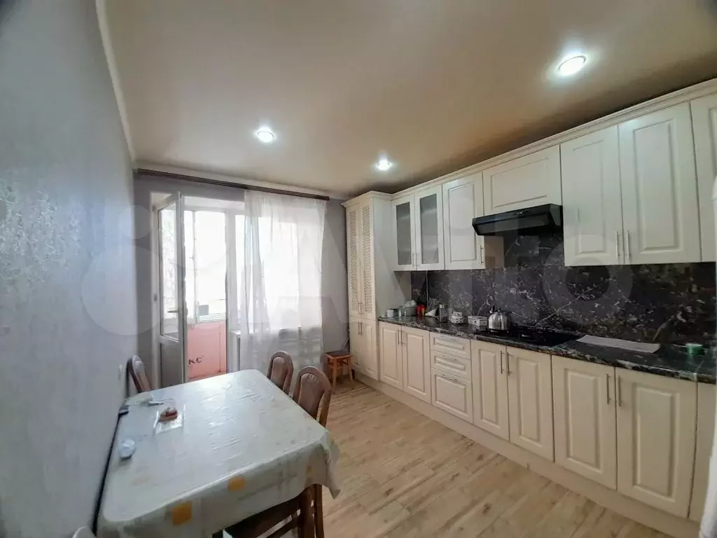 2-к. квартира, 50 м, 1/5 эт. - Фото 1