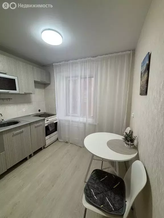 2-комнатная квартира: Томск, улица Льва Толстого, 83 (35 м) - Фото 2