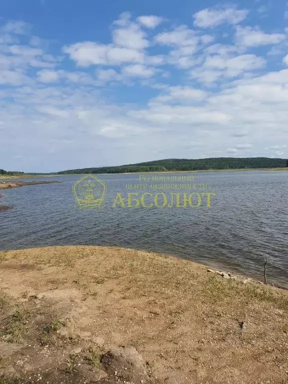 Участок в Свердловская область, Горноуральский муниципальный округ, д. ... - Фото 0