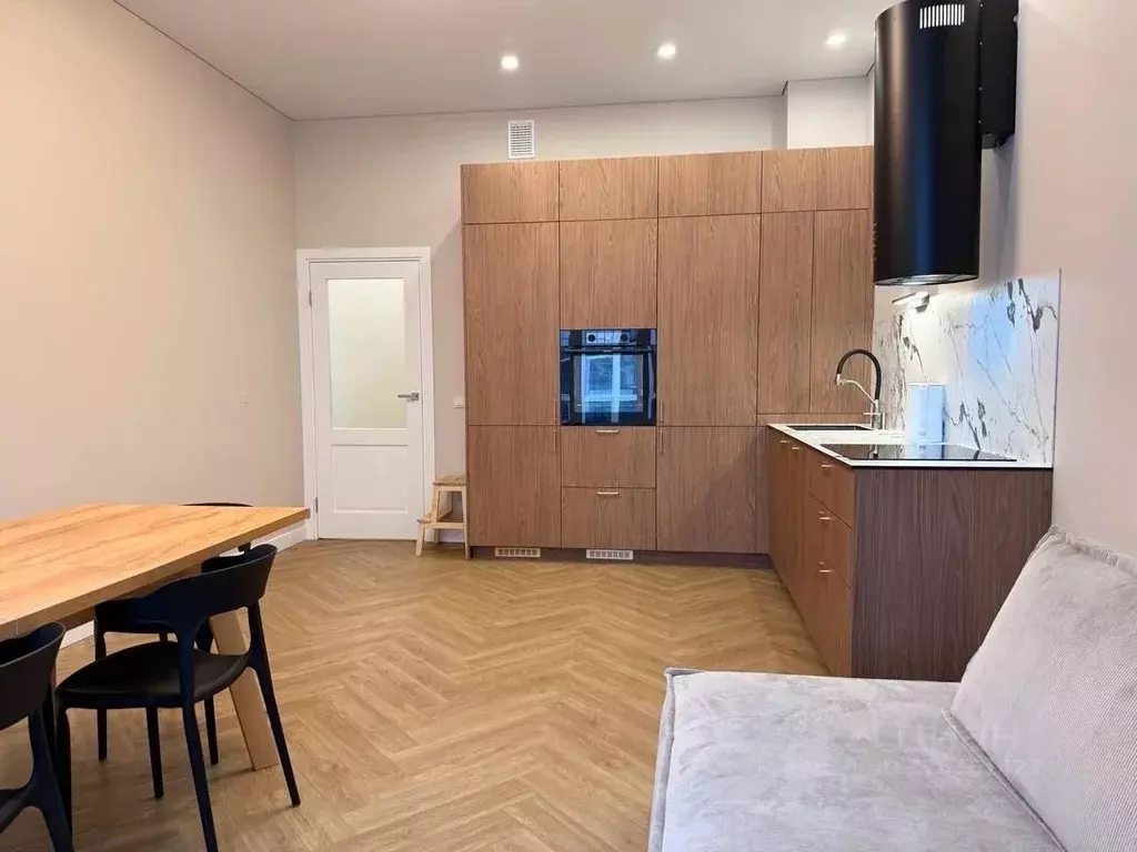 2-к кв. Санкт-Петербург ул. Ультрамариновая, 5 (65.0 м) - Фото 1