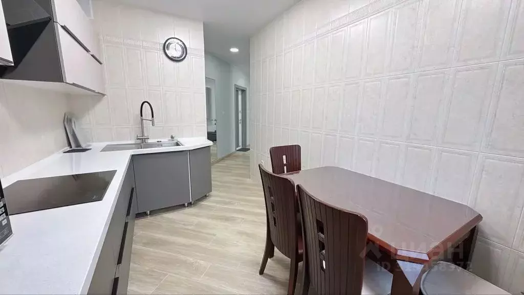 2-к кв. Краснодарский край, Сочи ул. Ленина, 298Бк6 (65.0 м) - Фото 0