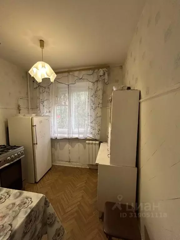 2-к кв. Московская область, Лобня Деповская ул., 1 (45.0 м) - Фото 1