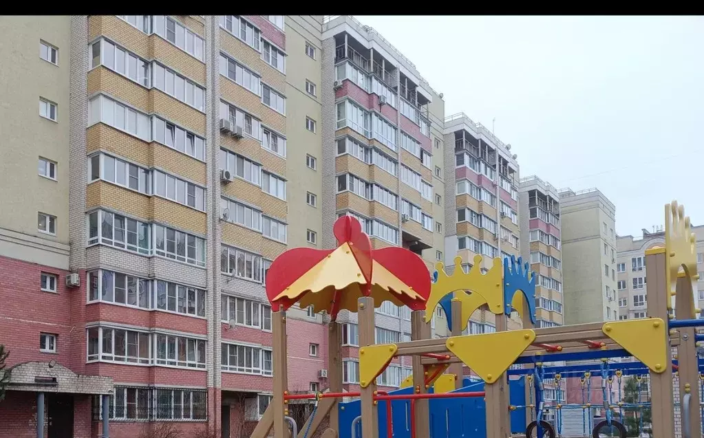 2-к кв. Ивановская область, Иваново Лежневская ул., 164а (100.2 м) - Фото 1