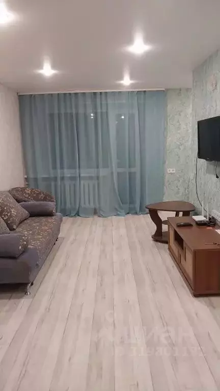 2-к кв. Пермский край, Губаха Октябрьский просп., 8 (44.0 м) - Фото 1