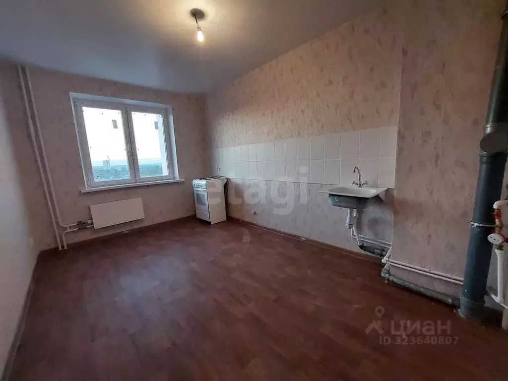 3-к кв. Саратовская область, Энгельс ул. Колотилова, 80Б (73.0 м) - Фото 1