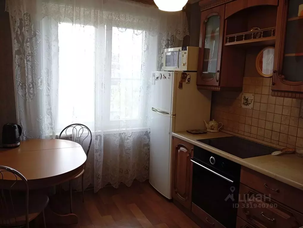 3-к кв. Челябинская область, Челябинск Балканская ул., 1 (70.0 м) - Фото 1